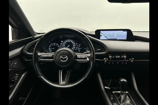 Mazda 3 2.0 e-SkyActiv-G M Hybrid 122 | Trekhaak | Head/up | Rondomzicht/Camera | Leder |