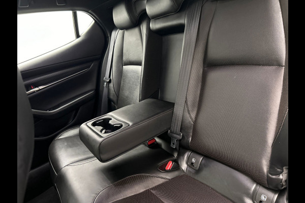Mazda 3 2.0 e-SkyActiv-G M Hybrid 122 | Trekhaak | Head/up | Rondomzicht/Camera | Leder |