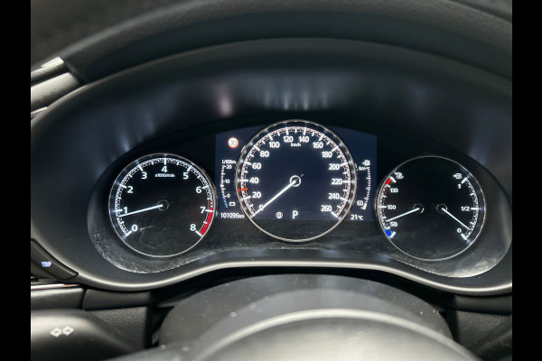 Mazda 3 2.0 e-SkyActiv-G M Hybrid 122 | Trekhaak | Head/up | Rondomzicht/Camera | Leder |