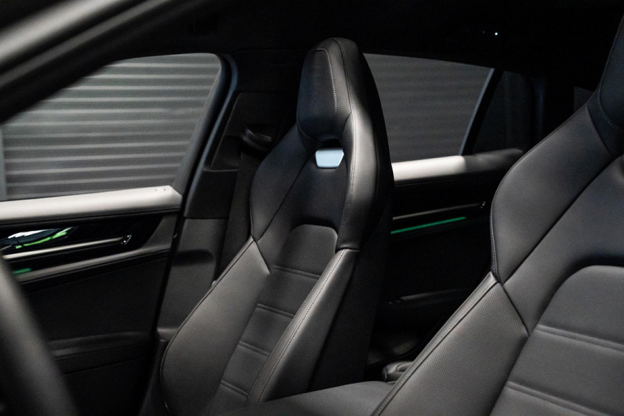Porsche Panamera 2.9 4S E-Hybrid *Panorama / Sport-Chrono / Sport-Design / HUD / Soft-Close / Surround-view*