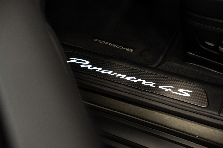 Porsche Panamera 2.9 4S E-Hybrid *Panorama / Sport-Chrono / Sport-Design / HUD / Soft-Close / Surround-view*