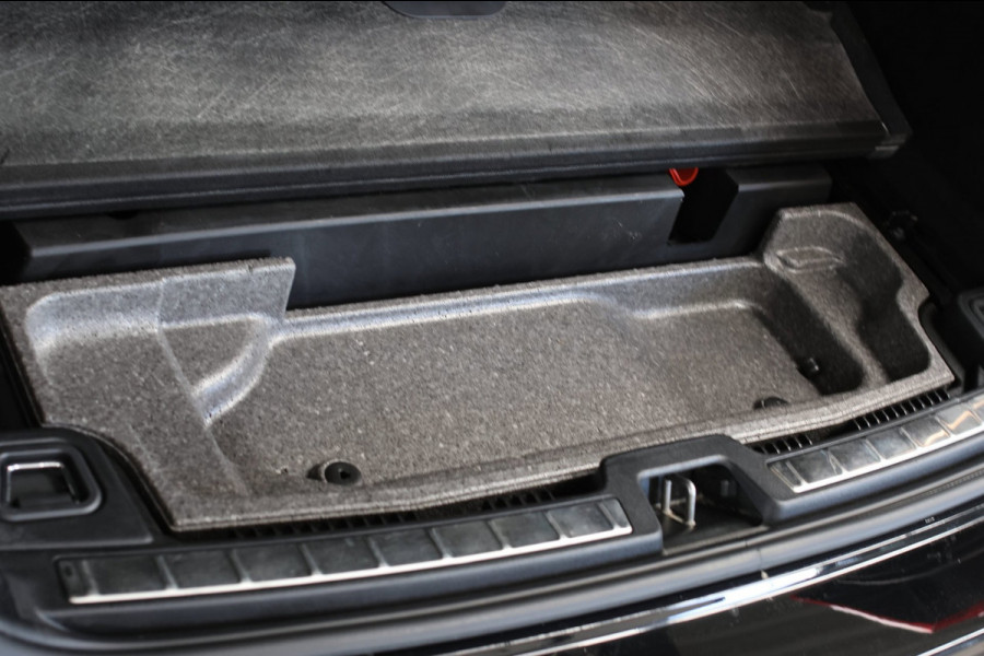 Volvo XC60 2.0 T6 Plug-in hybrid AWD Plus Dark *Pano*H/K*Trekhaak*Leder*