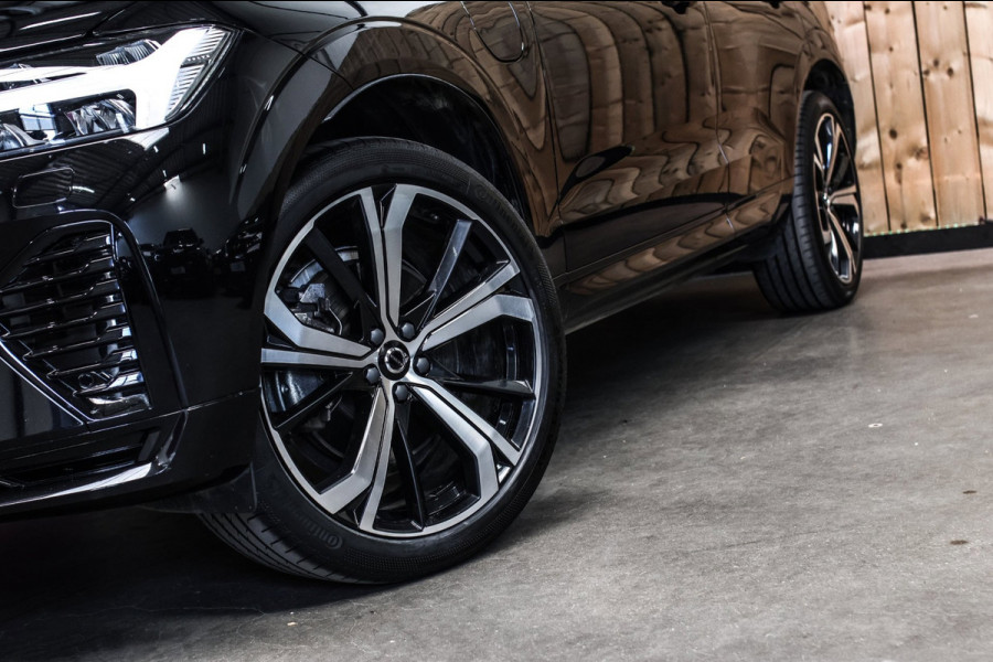 Volvo XC60 2.0 T6 Plug-in hybrid AWD Plus Dark *Pano*H/K*Trekhaak*Leder*