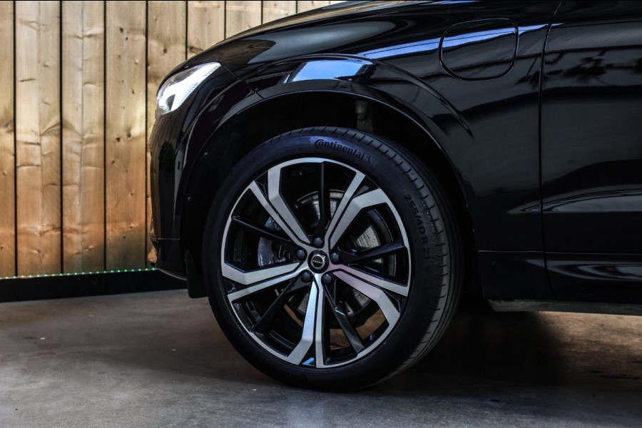 Volvo XC60 2.0 T6 Plug-in hybrid AWD Plus Dark *Pano*H/K*Trekhaak*Leder*
