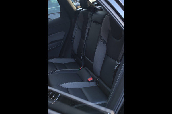 Volvo XC60 2.0 T6 Plug-in hybrid AWD Plus Dark *Pano*H/K*Trekhaak*Leder*