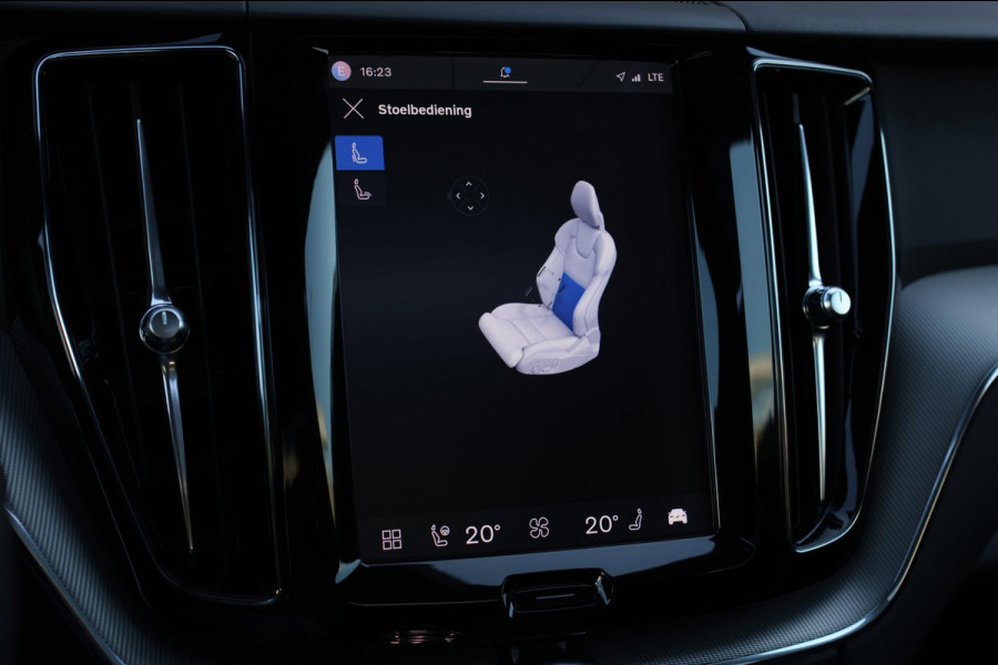Volvo XC60 2.0 T6 Plug-in hybrid AWD Plus Dark *Pano*H/K*Trekhaak*Leder*
