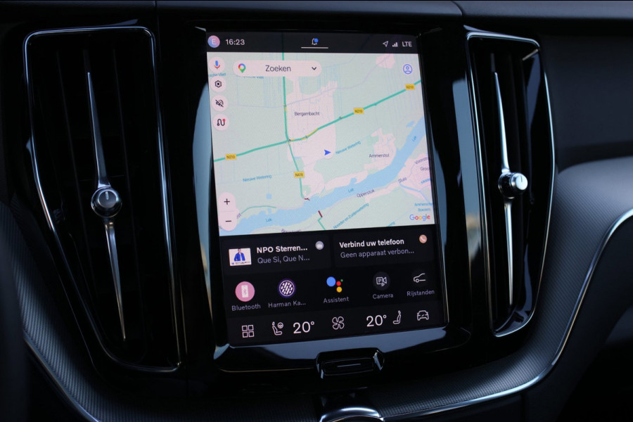 Volvo XC60 2.0 T6 Plug-in hybrid AWD Plus Dark *Pano*H/K*Trekhaak*Leder*