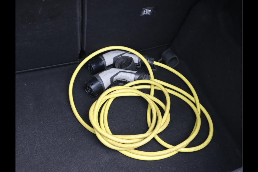 Opel CORSA-E Edition 50 kWh 3-FASE / Carplay / Pdc / Elekramen / BTW AUTO