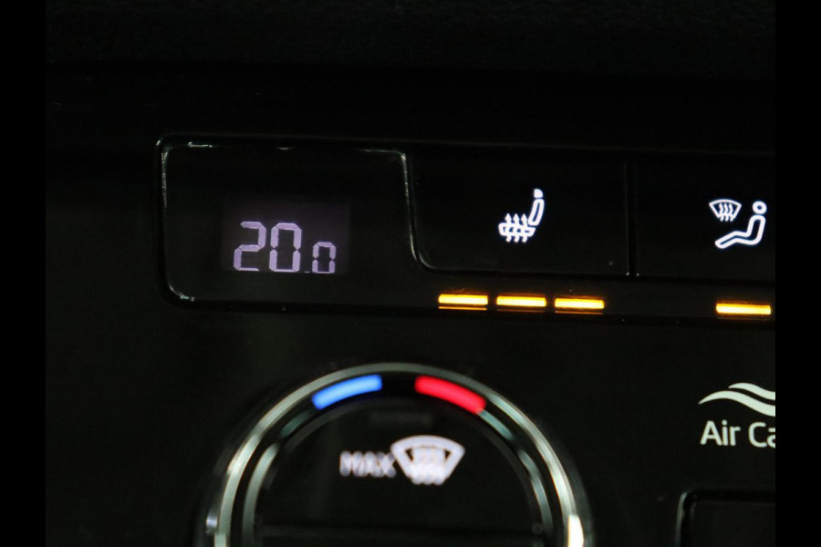 Škoda Karoq 1.5 TSI Business Edition | Panoramadak | Stoelverwarming | Carplay | Navigatie | Parkeerhulp | Climate control | Bluetooth | Cruise control | Getint glas