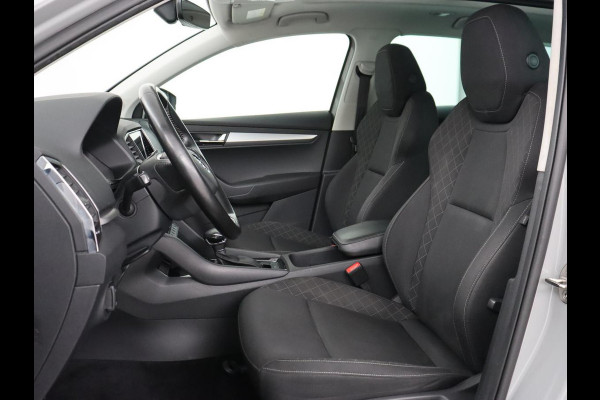 Škoda Karoq 1.5 TSI Business Edition | Panoramadak | Stoelverwarming | Carplay | Navigatie | Parkeerhulp | Climate control | Bluetooth | Cruise control | Getint glas