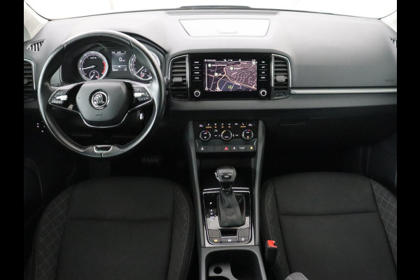 Škoda Karoq 1.5 TSI Business Edition | Panoramadak | Stoelverwarming | Carplay | Navigatie | Parkeerhulp | Climate control | Bluetooth | Cruise control | Getint glas