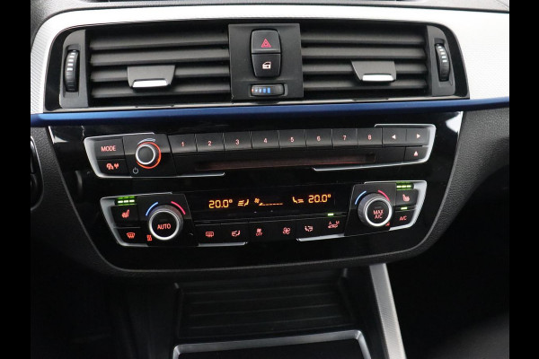 BMW 1-serie M140i High Executive | Stoelverwarming | Carplay | Leder | Adaptief LED | Keyless | Navigatie | Sportstoelen | Parkeerhulp | Climate control | Cruise control | Bluetooth | Getint glas | M Sport