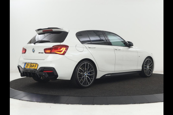 BMW 1-serie M140i High Executive | Stoelverwarming | Carplay | Leder | Adaptief LED | Keyless | Navigatie | Sportstoelen | Parkeerhulp | Climate control | Cruise control | Bluetooth | Getint glas | M Sport