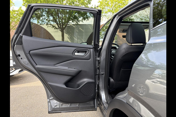 Nissan QASHQAI 1.3 MHEV Xtronic N-Connecta FABRIEKSGARANTIE| STOEL + STUURVERWARMING| VOORRUITVERWARMING| ELEKTRISCHE ACHTERKLEP| HEAD-UP DISPLAY| PANORAMADAK| ADAPTIVE CRUISE CONTROL| DODE HOEK SENSOR| 360 CAMERA|