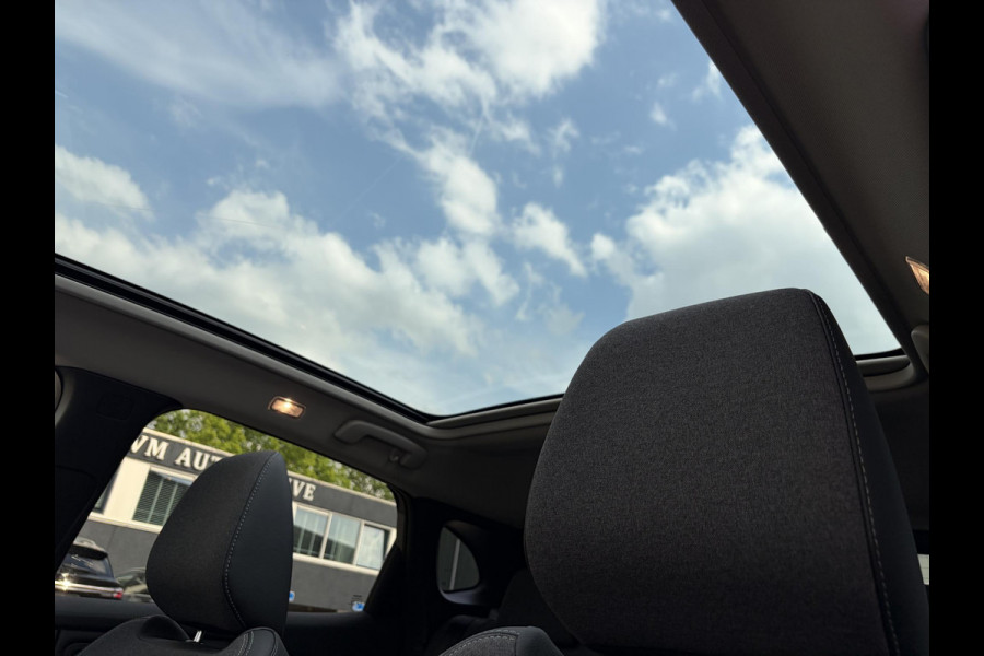 Nissan QASHQAI 1.3 MHEV Xtronic N-Connecta FABRIEKSGARANTIE| STOEL + STUURVERWARMING| VOORRUITVERWARMING| ELEKTRISCHE ACHTERKLEP| HEAD-UP DISPLAY| PANORAMADAK| ADAPTIVE CRUISE CONTROL| DODE HOEK SENSOR| 360 CAMERA|
