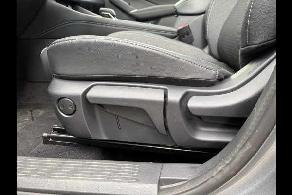 Nissan QASHQAI 1.3 MHEV Xtronic N-Connecta FABRIEKSGARANTIE| STOEL + STUURVERWARMING| VOORRUITVERWARMING| ELEKTRISCHE ACHTERKLEP| HEAD-UP DISPLAY| PANORAMADAK| ADAPTIVE CRUISE CONTROL| DODE HOEK SENSOR| 360 CAMERA|