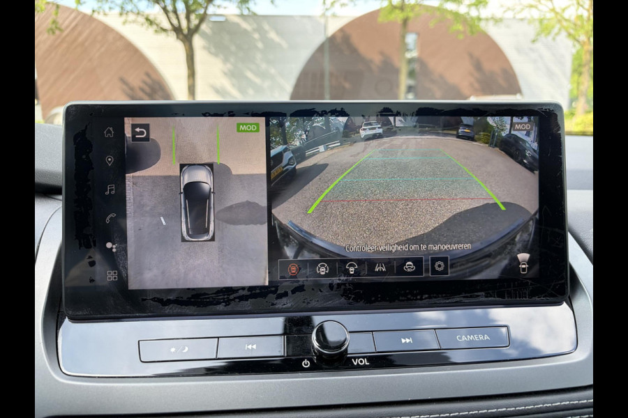 Nissan QASHQAI 1.3 MHEV Xtronic N-Connecta FABRIEKSGARANTIE| STOEL + STUURVERWARMING| VOORRUITVERWARMING| ELEKTRISCHE ACHTERKLEP| HEAD-UP DISPLAY| PANORAMADAK| ADAPTIVE CRUISE CONTROL| DODE HOEK SENSOR| 360 CAMERA|