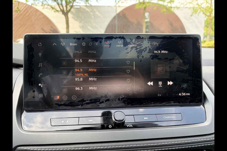 Nissan QASHQAI 1.3 MHEV Xtronic N-Connecta FABRIEKSGARANTIE| STOEL + STUURVERWARMING| VOORRUITVERWARMING| ELEKTRISCHE ACHTERKLEP| HEAD-UP DISPLAY| PANORAMADAK| ADAPTIVE CRUISE CONTROL| DODE HOEK SENSOR| 360 CAMERA|