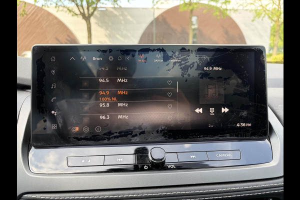 Nissan QASHQAI 1.3 MHEV Xtronic N-Connecta FABRIEKSGARANTIE| STOEL + STUURVERWARMING| VOORRUITVERWARMING| ELEKTRISCHE ACHTERKLEP| HEAD-UP DISPLAY| PANORAMADAK| ADAPTIVE CRUISE CONTROL| DODE HOEK SENSOR| 360 CAMERA|