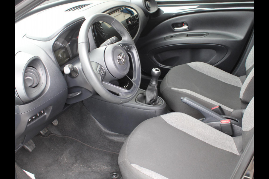 Toyota Aygo X 1.0 VVT-i MT Play | APPLE CARPLAY / ANDROID AUTO |