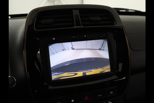 Dacia Spring 65 Extreme 27 kWh | SOH 95,1% | Leder | Camera | Carplay | Airco | Speedlimiter | Bluetooth | Parkeerhulp