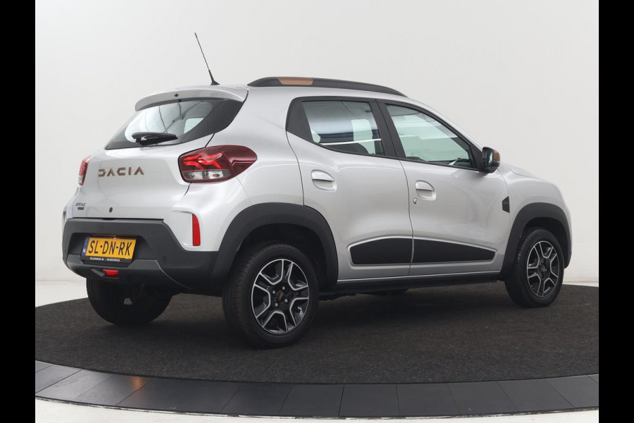 Dacia Spring 65 Extreme 27 kWh | SOH 94,3% | Leder | Camera | Carplay | Airco | Speedlimiter | Bluetooth | Parkeerhulp