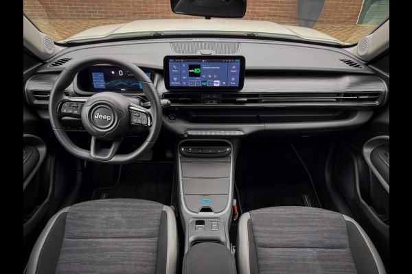 Jeep Avenger Longitude 54 kWh - SOH 96,94%, Warmtepomp, Airco, Navi, Isofix, Keyless, LED, 18DKM!