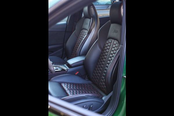 Audi RS4 2.9 TFSI Quattro *Pano*B&O*360 Camera*RS-Stoelen*Keyless*Trekhaak*