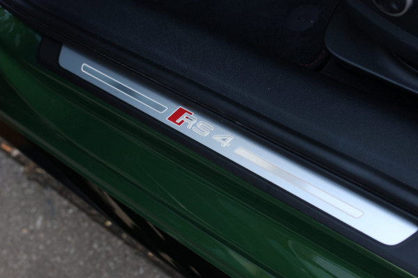 Audi RS4 2.9 TFSI Quattro *Pano*B&O*360 Camera*RS-Stoelen*Keyless*Trekhaak*