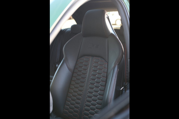 Audi RS4 2.9 TFSI Quattro *Pano*B&O*360 Camera*RS-Stoelen*Keyless*Trekhaak*