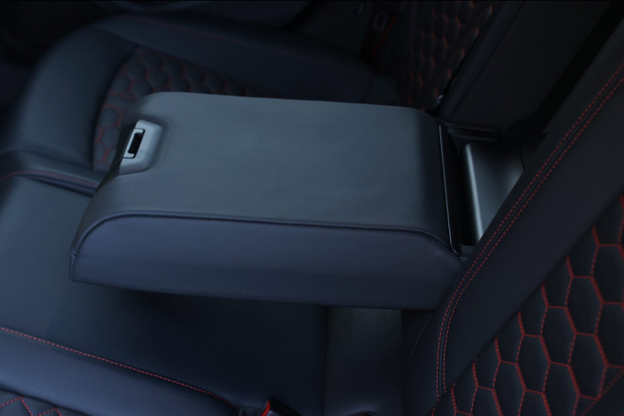 Audi RS4 2.9 TFSI Quattro *Pano*B&O*360 Camera*RS-Stoelen*Keyless*Trekhaak*