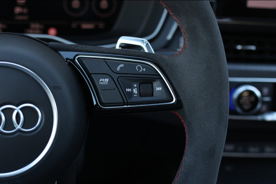 Audi RS4 2.9 TFSI Quattro *Pano*B&O*360 Camera*RS-Stoelen*Keyless*Trekhaak*