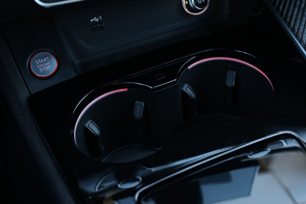 Audi RS4 2.9 TFSI Quattro *Pano*B&O*360 Camera*RS-Stoelen*Keyless*Trekhaak*
