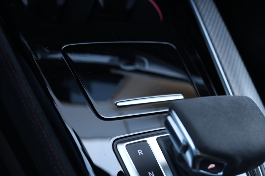 Audi RS4 2.9 TFSI Quattro *Pano*B&O*360 Camera*RS-Stoelen*Keyless*Trekhaak*