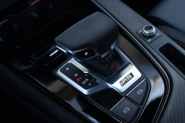 Audi RS4 2.9 TFSI Quattro *Pano*B&O*360 Camera*RS-Stoelen*Keyless*Trekhaak*
