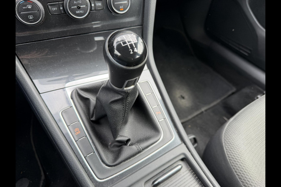 Volkswagen Golf 1.6 TDI Comfortline Business | Navigatie | Camera | DAB | Adaptive Cruise Control |  ACC |