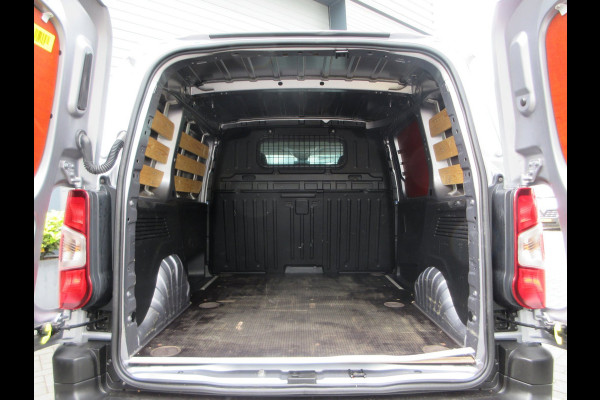 Peugeot Partner 1.6 BleuHDI, 99pk, Navigatie, Camera, PDC, Cruisecontrol.