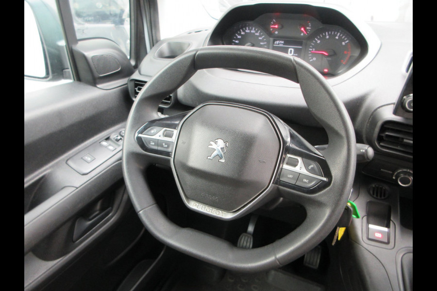 Peugeot Partner 1.6 BleuHDI, 99pk, Navigatie, Camera, PDC, Cruisecontrol.