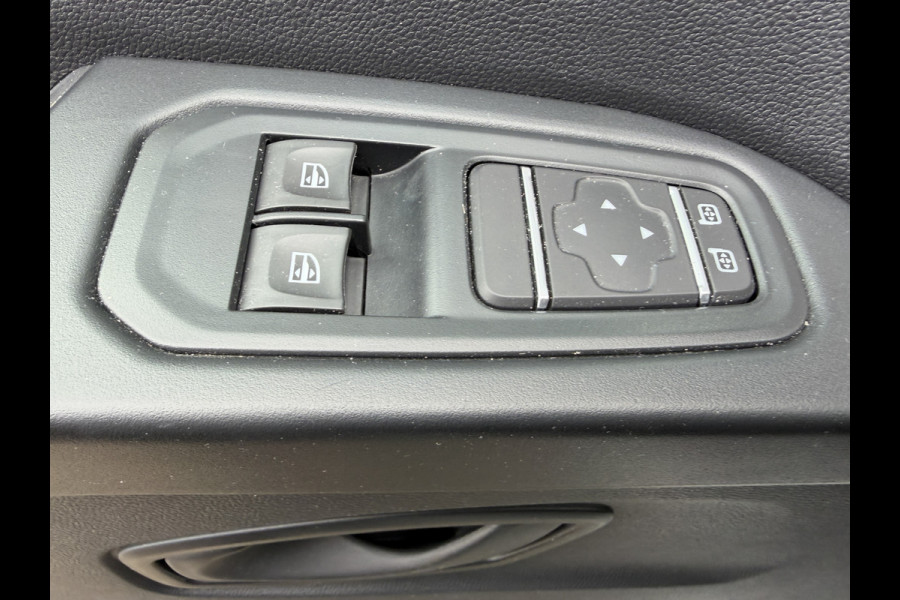 Renault Trafic 2.0 dCi 130 PK Euro 6 T30 L2H1 Work Edition CarPlay/cruise control/trekhaak