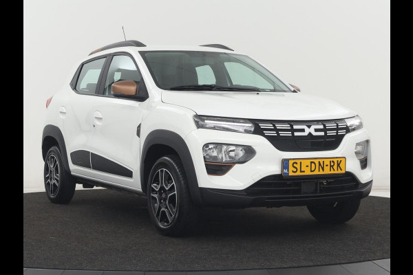 Dacia Spring 65 Extreme 27 kWh | SOH 94,5% | Leder | Camera | Carplay | Airco | Speedlimiter | Bluetooth | Parkeerhulp