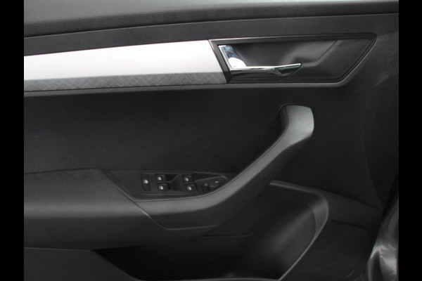 Škoda Karoq 1.5 TSI 150pk Automaat ACT Ambition Navigatie Android Auto / Apple Carplay Climate Control Camera Parkeer sensoren Lichtmetalen Velgen Dab Digitale Cockpit Keyless Start Led Cruise Control Adaptive