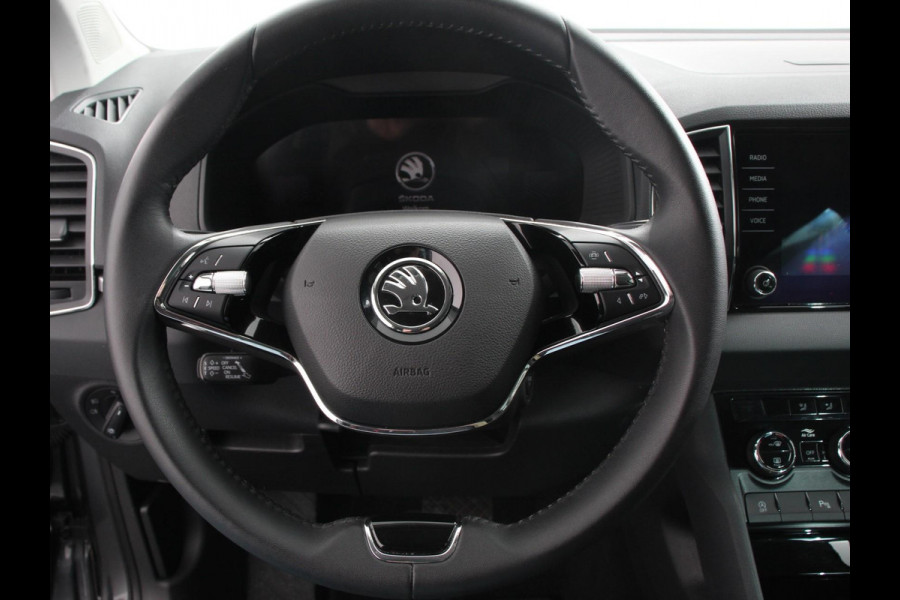 Škoda Karoq 1.5 TSI 150pk Automaat ACT Ambition Navigatie Android Auto / Apple Carplay Climate Control Camera Parkeer sensoren Lichtmetalen Velgen Dab Digitale Cockpit Keyless Start Led Cruise Control Adaptive