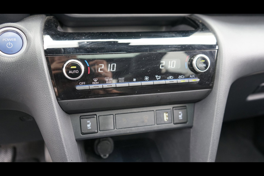 Toyota Yaris Cross 1.5 Hybrid Trail AUTOMAAT-ACC-CAMERA-FULL LED-HEADUP-JBL SOUND-KEYLESS-PANORAMA-STOELVERWARMING