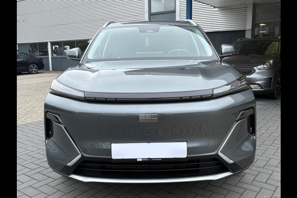 GEELY Starray EM-i 1.5 Max+ | Panorama | Stoelen voor & achter verwarmd | Memory Seats | 360 Camera | 19 Inch LMV | 136km elektrisch bereik