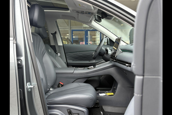 GEELY Starray EM-i 1.5 Max+ | Panorama | Stoelen voor & achter verwarmd | Memory Seats | 360 Camera | 19 Inch LMV | 136km elektrisch bereik