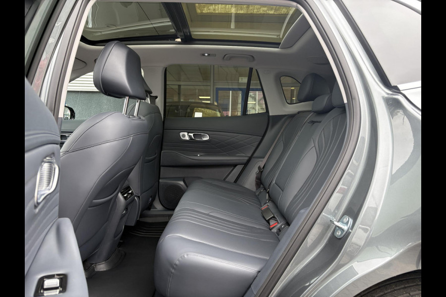 GEELY Starray EM-i 1.5 Max+ | Panorama | Stoelen voor & achter verwarmd | Memory Seats | 360 Camera | 19 Inch LMV | 136km elektrisch bereik