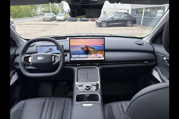 GEELY Starray EM-i 1.5 Max+ | Panorama | Stoelen voor & achter verwarmd | Memory Seats | 360 Camera | 19 Inch LMV | 136km elektrisch bereik
