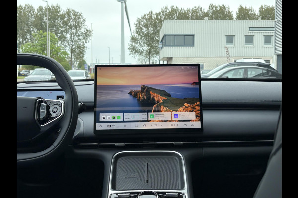 GEELY Starray EM-i 1.5 Max+ | Panorama | Stoelen voor & achter verwarmd | Memory Seats | 360 Camera | 19 Inch LMV | 136km elektrisch bereik