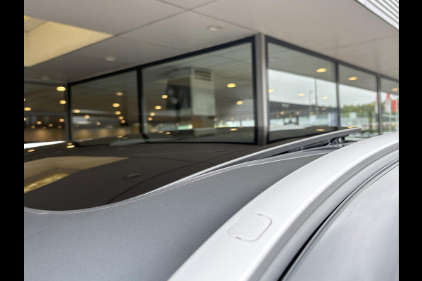GEELY Starray EM-i 1.5 Max+ | Panorama | Stoelen voor & achter verwarmd | Memory Seats | 360 Camera | 19 Inch LMV | 136km elektrisch bereik