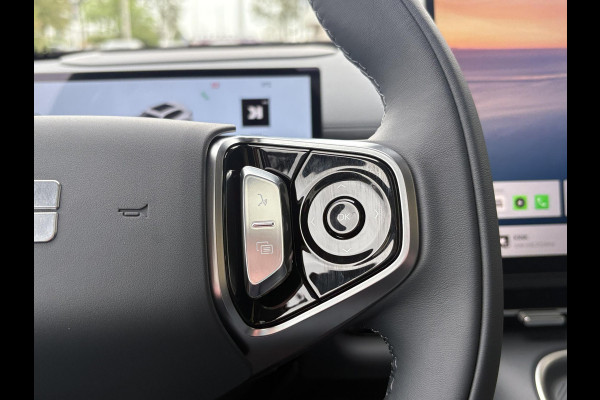 GEELY Starray EM-i 1.5 Max+ | Panorama | Stoelen voor & achter verwarmd | Memory Seats | 360 Camera | 19 Inch LMV | 136km elektrisch bereik